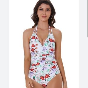 🩱LAST PRICE DROP TODAY BEAUTIFUL SWIMSUIT 🩱